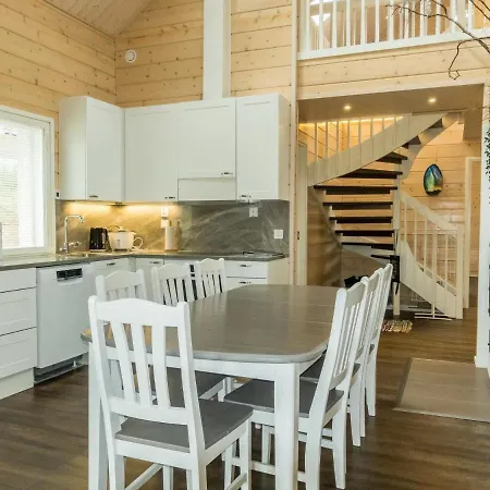 Holiday home Aurora By Interhome
